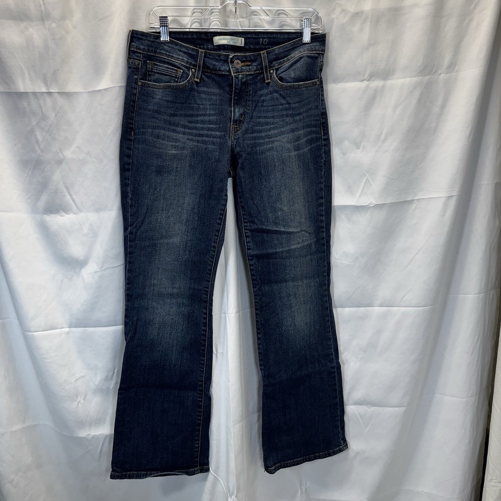 Levis Jeans Womens 10M Blue Medium Wash Denim Bootcut Low Rise